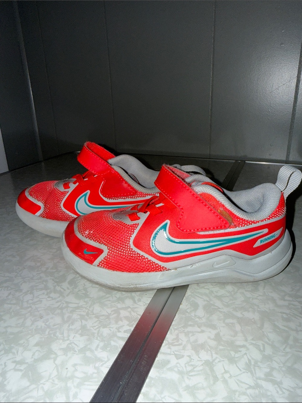 Nike Kids Bright Red Sneakers with Teal Accents
